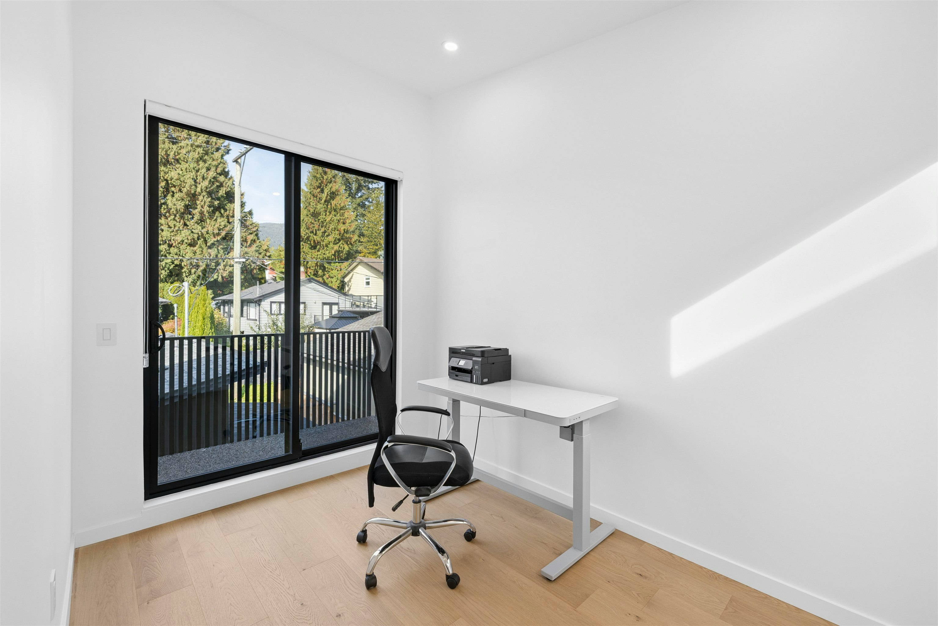 366 W 25th Street, North Vancouver, BC, V7N 2G1 - 28