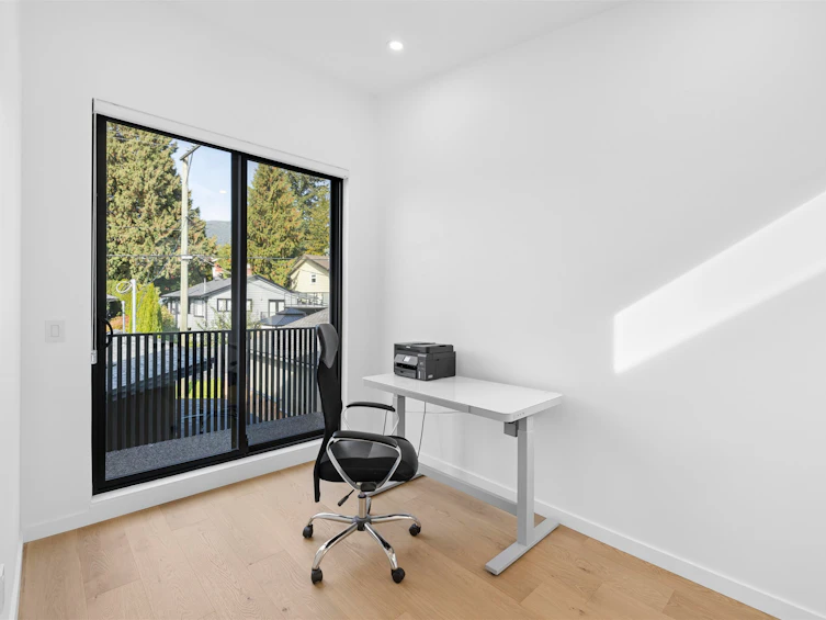 366 W 25th Street, North Vancouver, BC, V7N 2G1 - 28