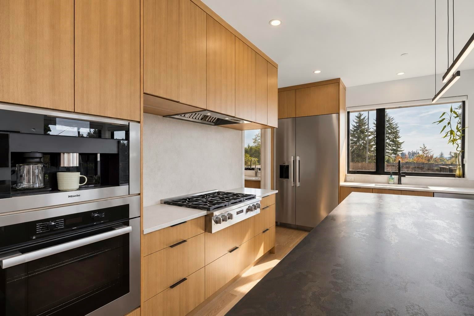 366 W 25th Street, North Vancouver, BC, V7N 2G1 - 12