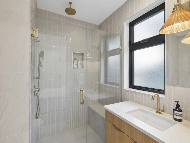 366 W 25th Street, North Vancouver, BC, V7N 2G1 - 22