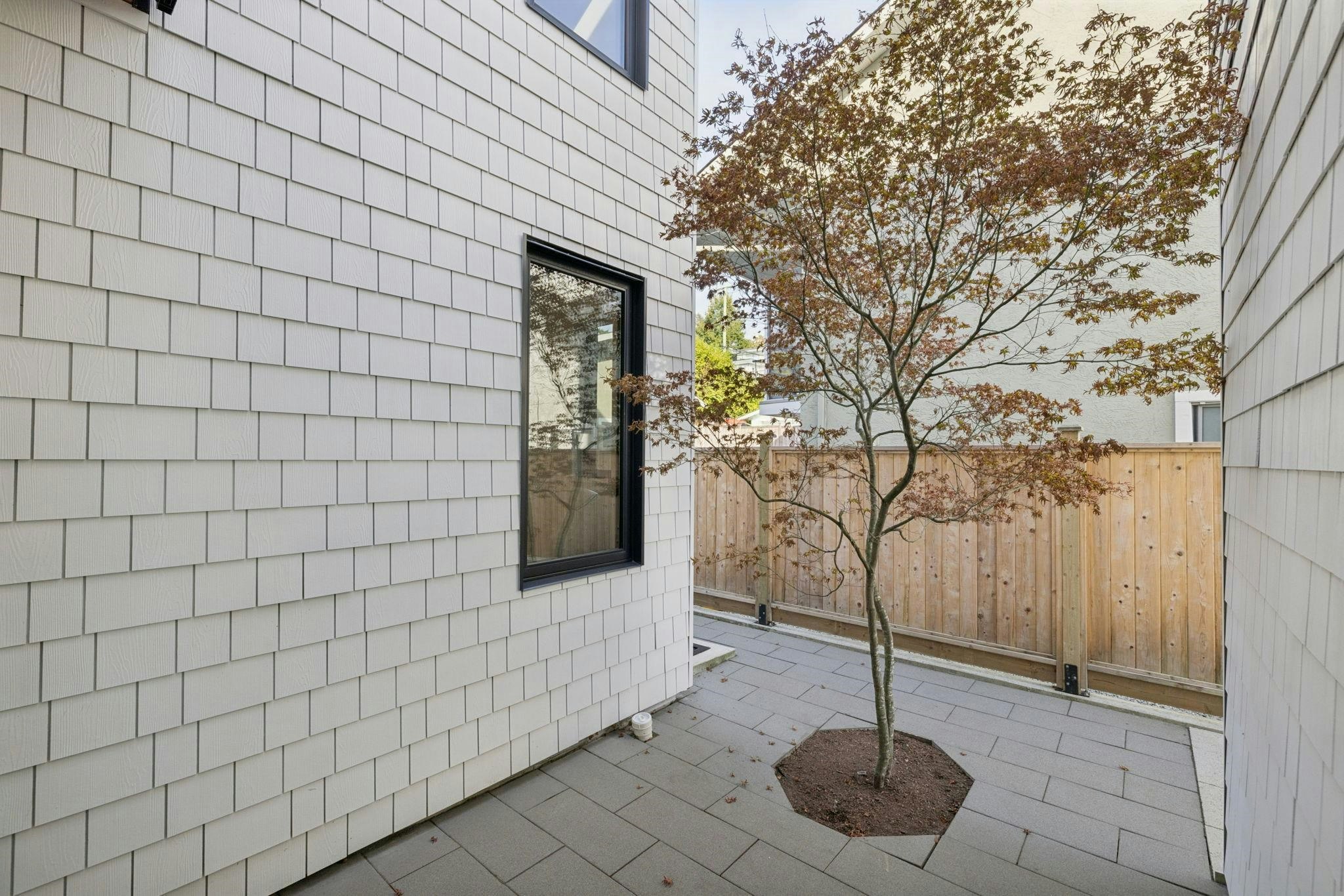 366 W 25th Street, North Vancouver, BC, V7N 2G1 - 34