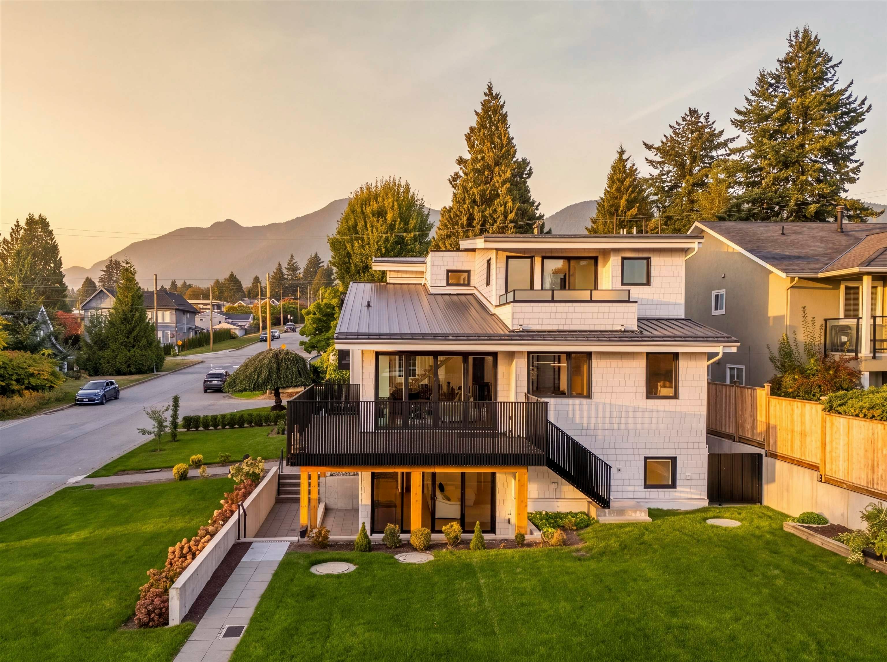 366 W 25th Street, North Vancouver, BC, V7N 2G1 - 38