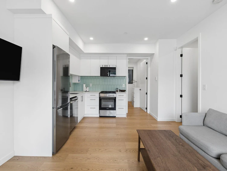 366 W 25th Street, North Vancouver, BC, V7N 2G1 - 33
