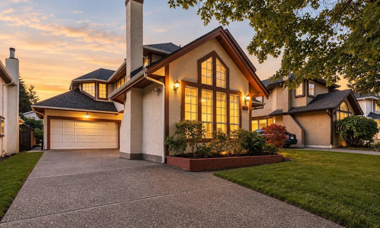 865 Ruckle Court