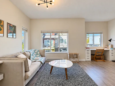 25-1219 Burke Mountain Street - 3