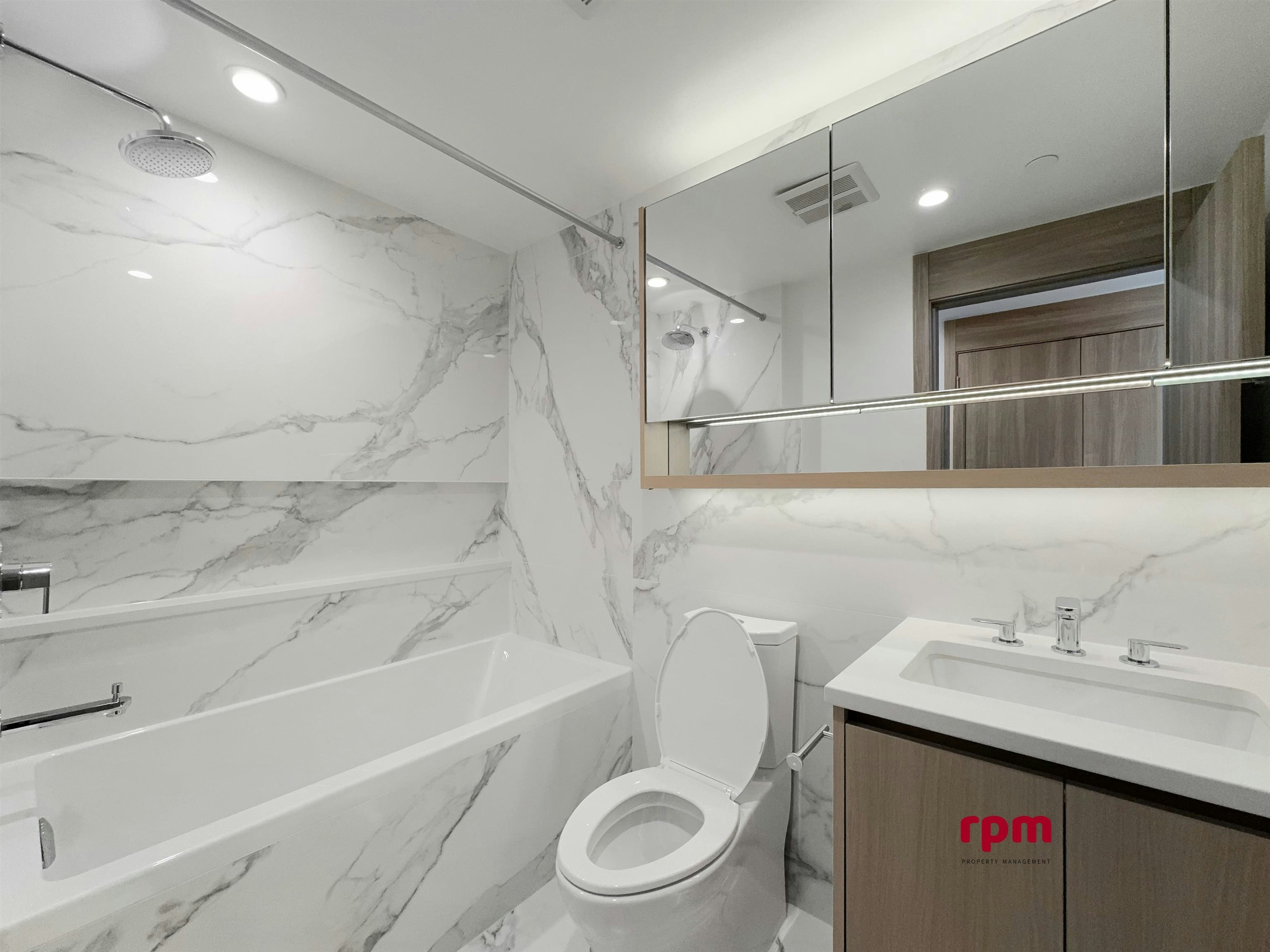 22xx-13768 100 Avenue, Surrey, BC, V3T 0V2 - 2