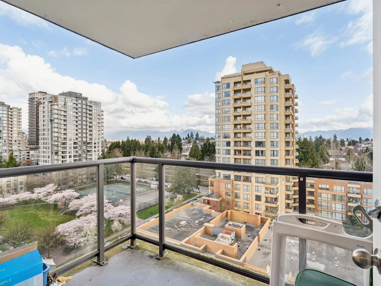 1209-3588 Crowley Drive, Vancouver, BC, V5R 6H3 - 8