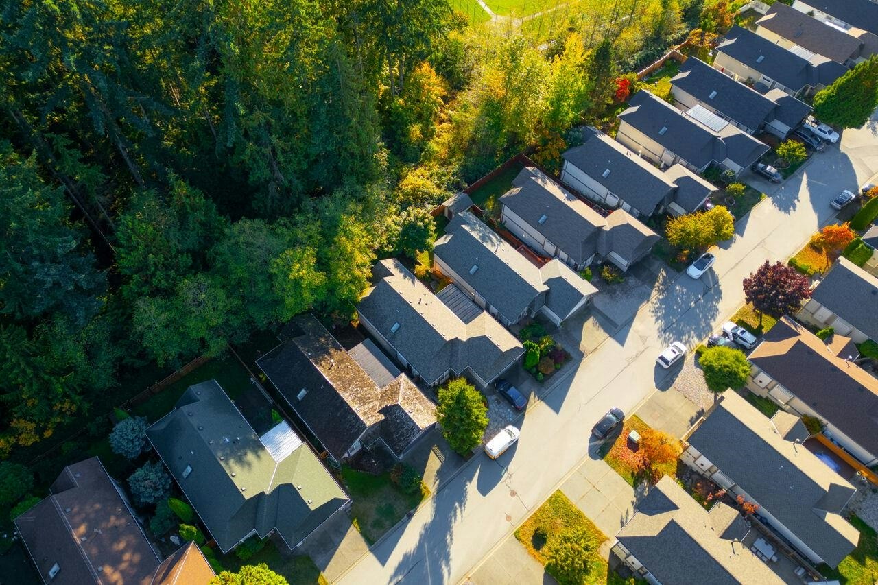122 Blackberry Drive, Port Moody, BC, V3H 5B4 - 35