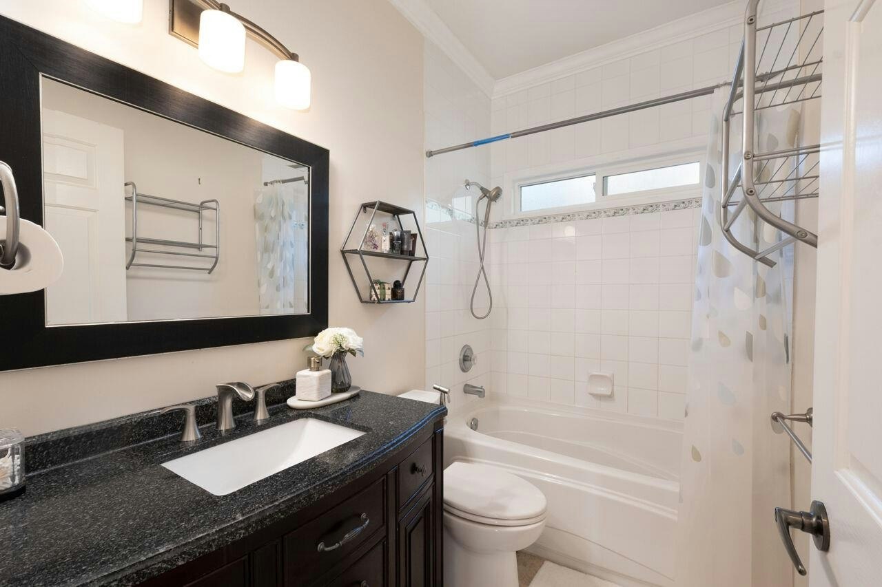 122 Blackberry Drive, Port Moody, BC, V3H 5B4 - 16
