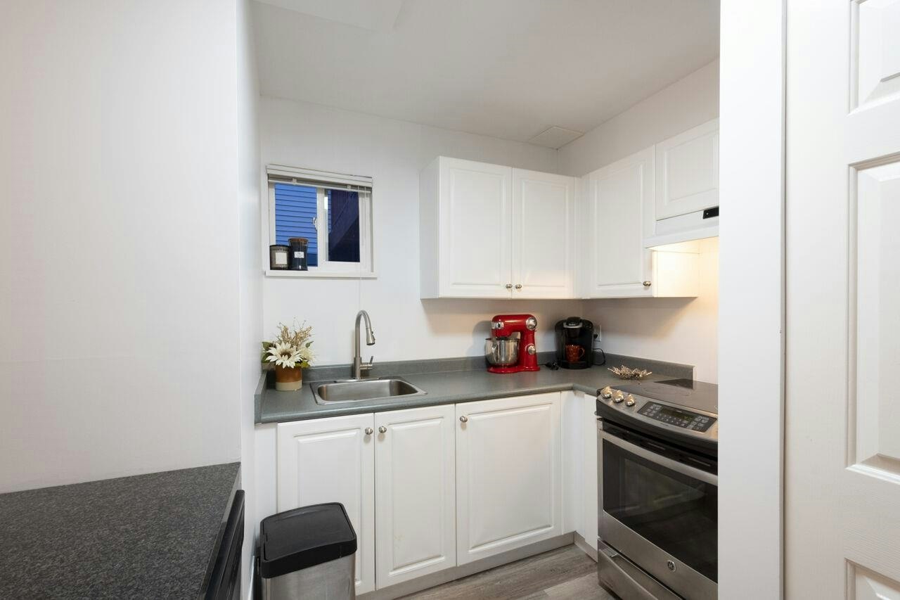 122 Blackberry Drive, Port Moody, BC, V3H 5B4 - 23