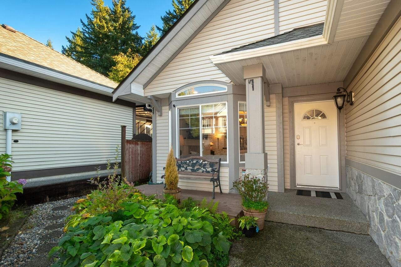 122 Blackberry Drive, Port Moody, BC, V3H 5B4 - 2