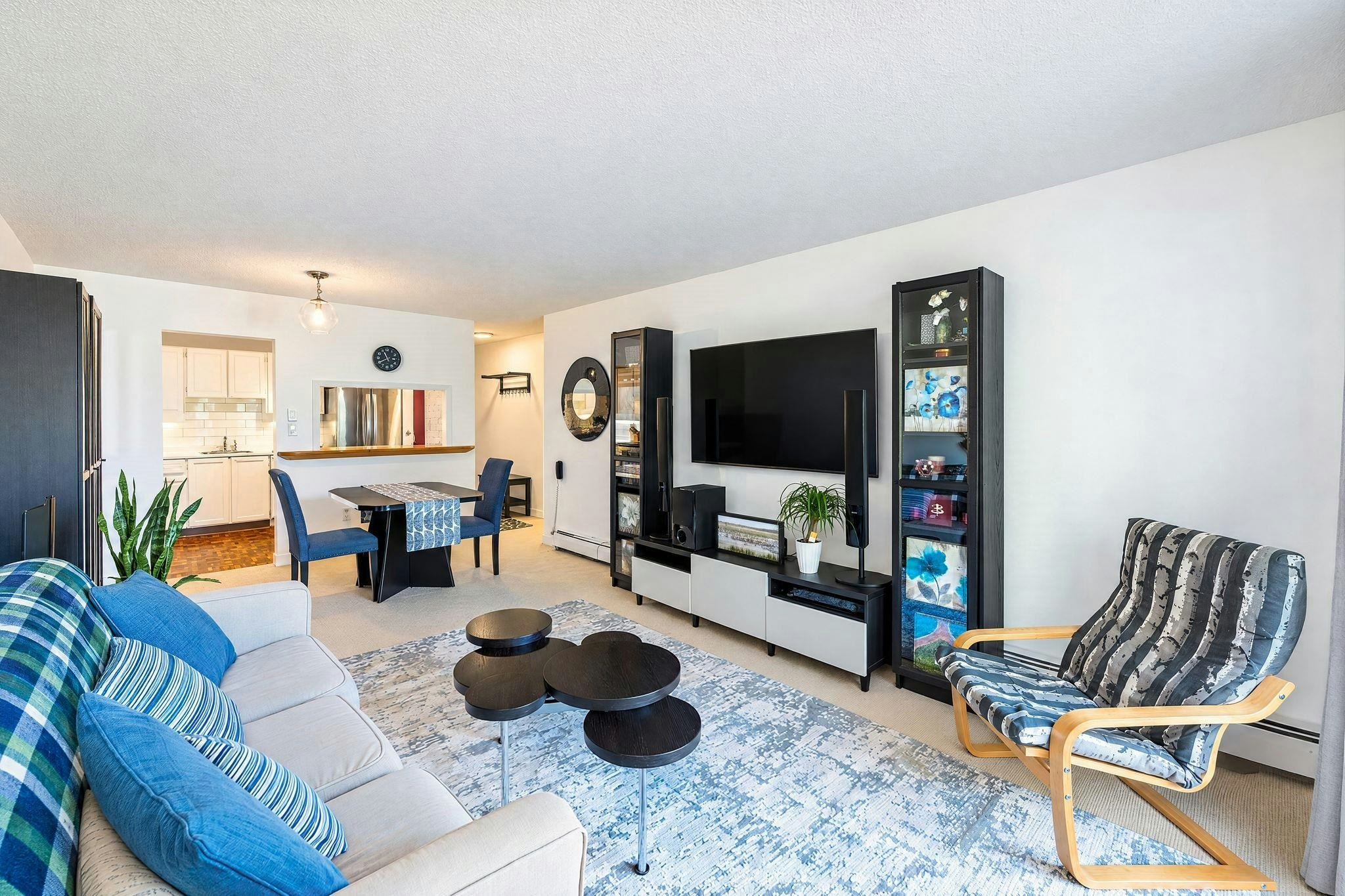 312-2320 Trinity Street - 4