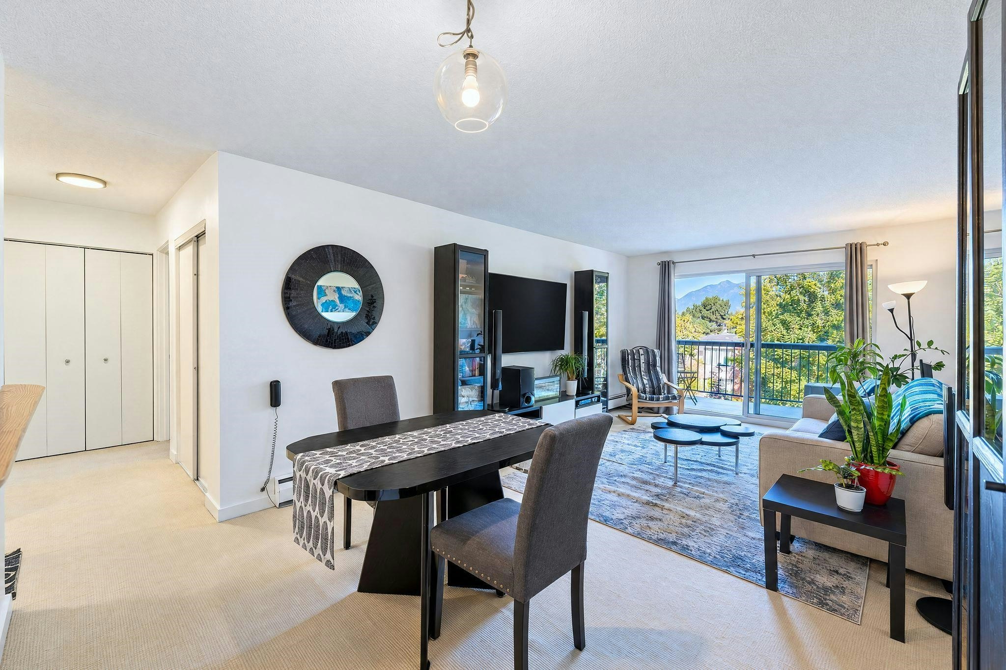 312-2320 Trinity Street - 3