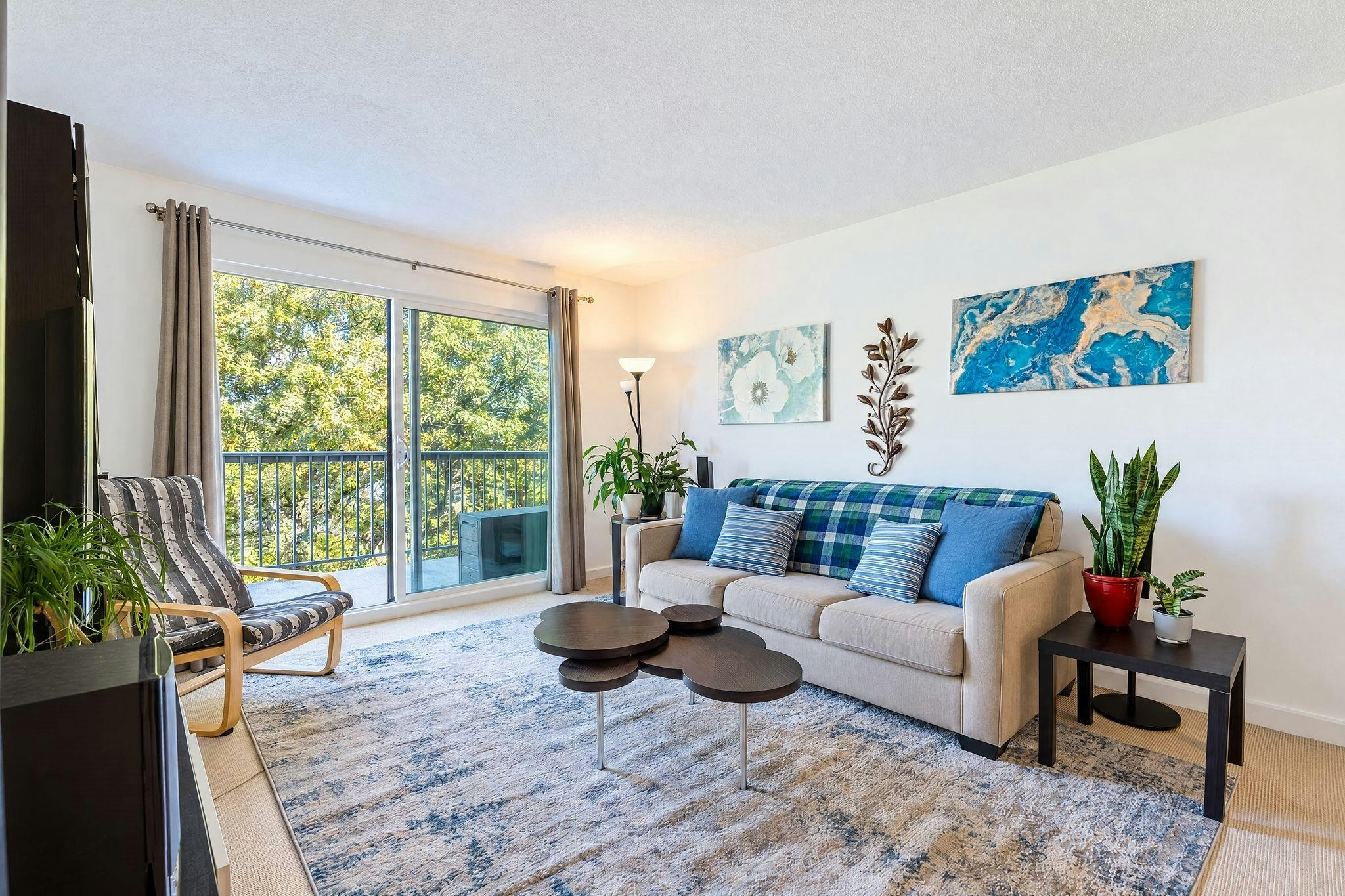 312-2320 Trinity Street - 2