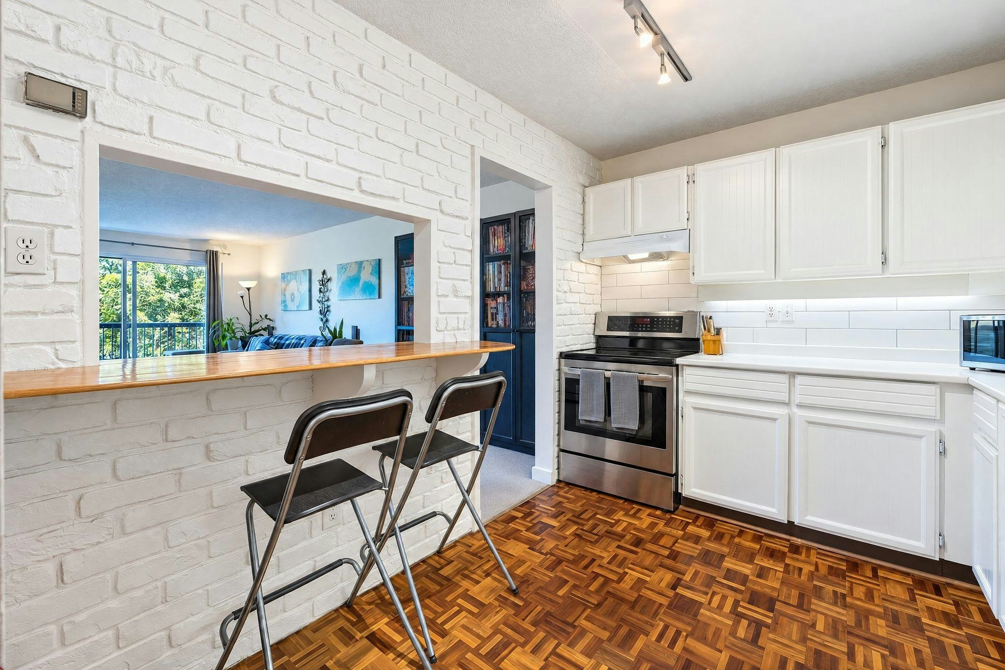 312-2320 Trinity Street, Vancouver, BC, V5L 4W7 - 8