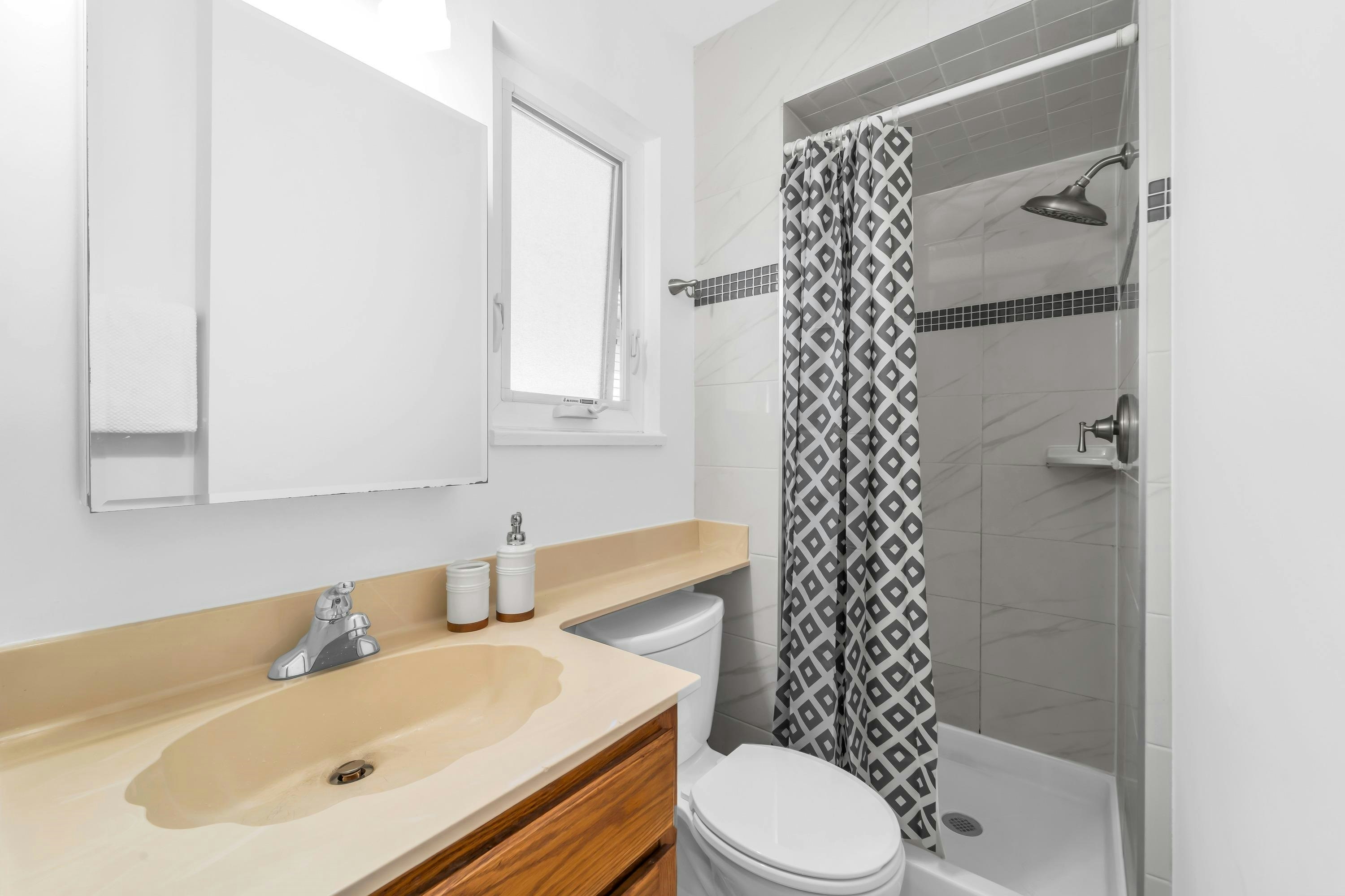 8377 Shaughnessy Street, Vancouver, BC, V6P 3Y1 - 10