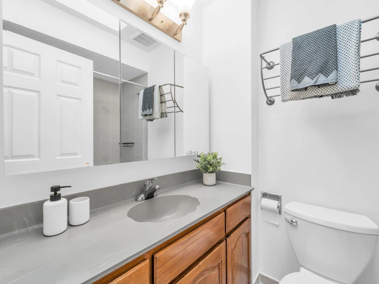 8377 Shaughnessy Street, Vancouver, BC, V6P 3Y1 - 14