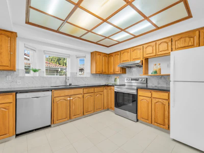 8377 Shaughnessy Street - 4