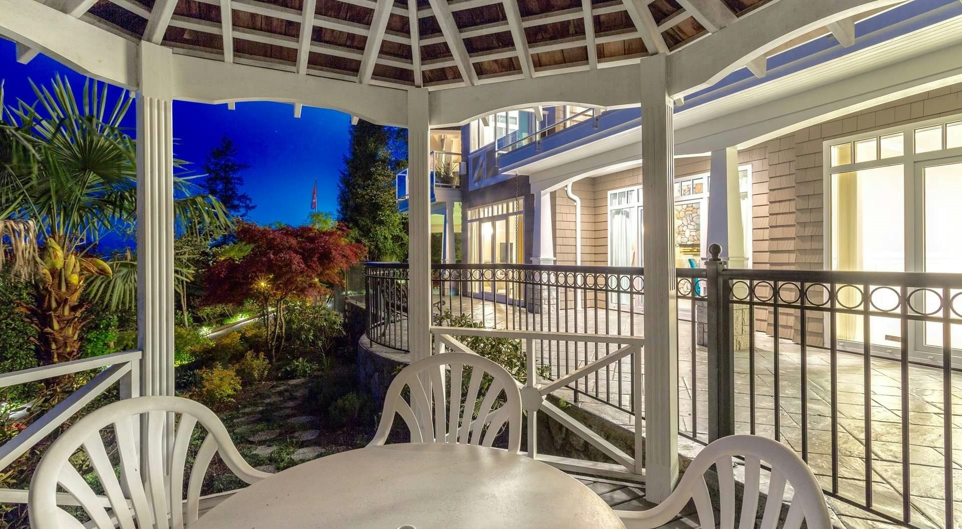 3395 Thompson Crescent, West Vancouver, BC, V7V 3E9 - 17