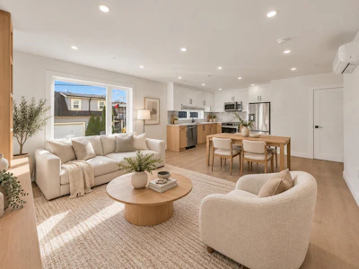 3036 E 5th Avenue - 2