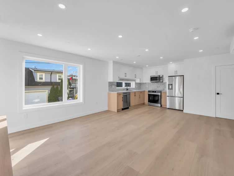 3036 E 5th Avenue, Vancouver, BC, V5M 1N8 - 11