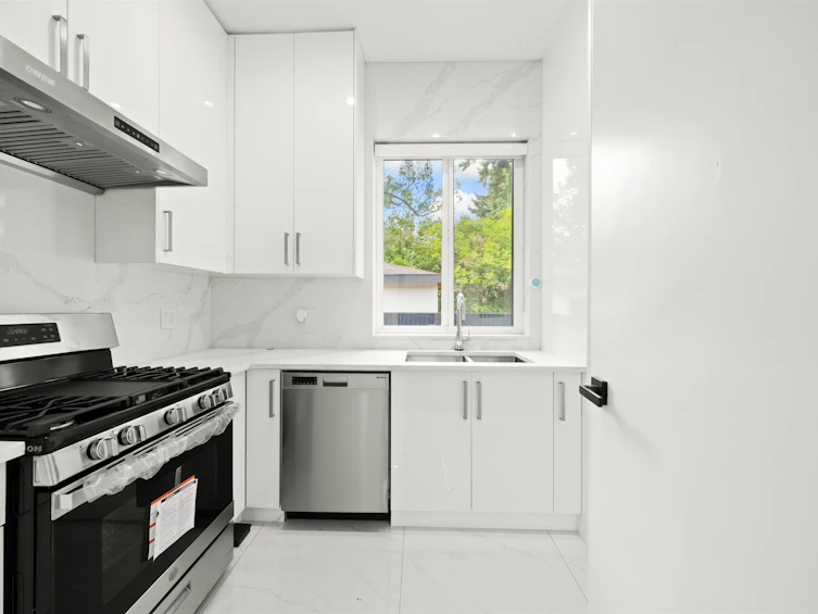 5585 148 Street, Surrey, BC, V3S 3B5 - 14