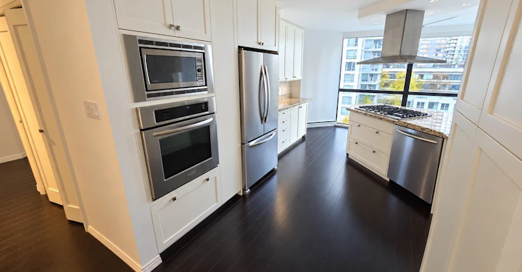 501-1415 W Georgia Street, Vancouver, BC, V6G 3C8 - 11