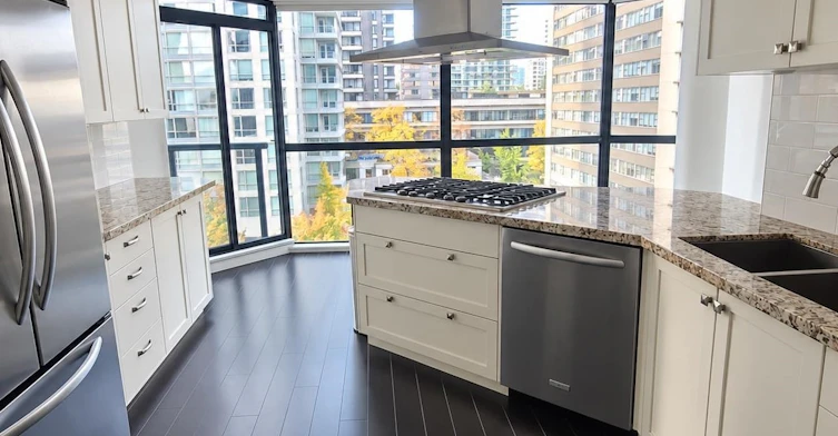 501-1415 W Georgia Street, Vancouver, BC, V6G 3C8