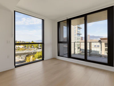 702-1530 W 6th Avenue - 2