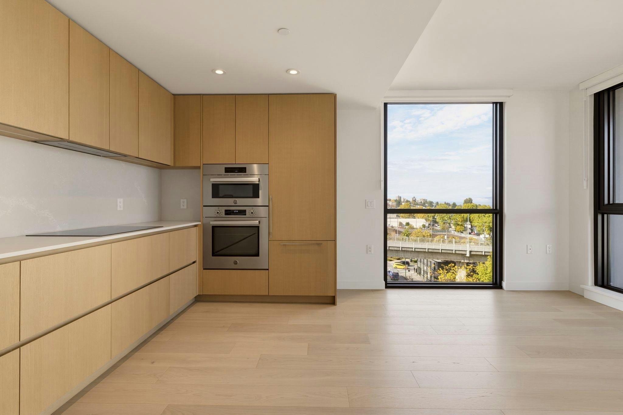 702-1530 W 6th Avenue - 4