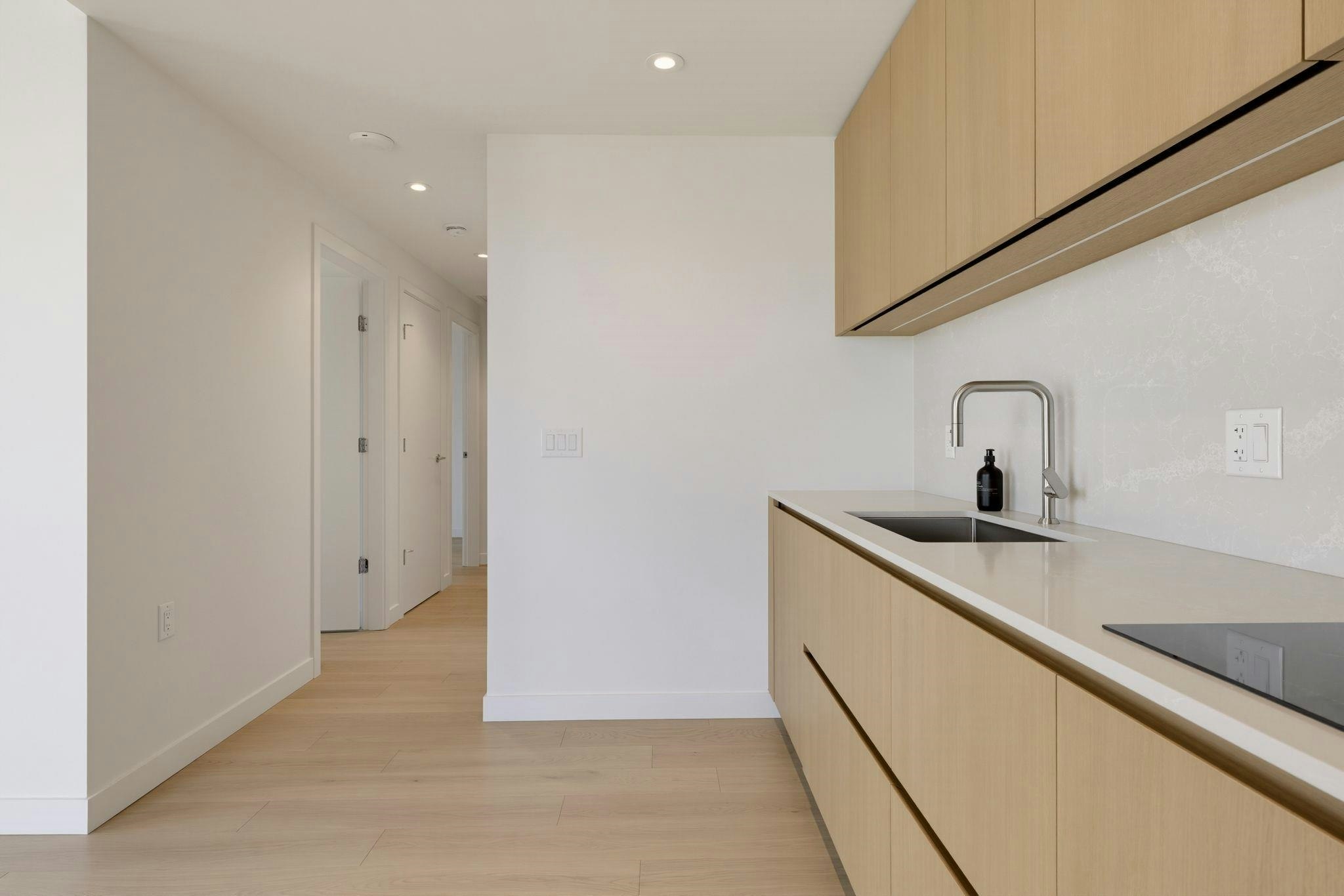 702-1530 W 6th Avenue, Vancouver, BC, V6J 0J9 - 14