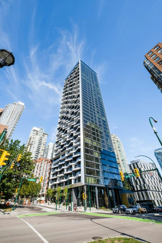 908-889 Pacific Street, Vancouver, BC, V6Z 1X3