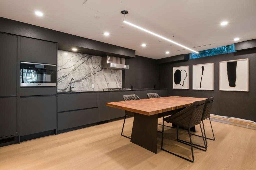 908-889 Pacific Street, Vancouver, BC, V6Z 1X3 - 5
