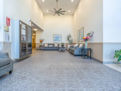 1405-6622 Southoaks Crescent - 4