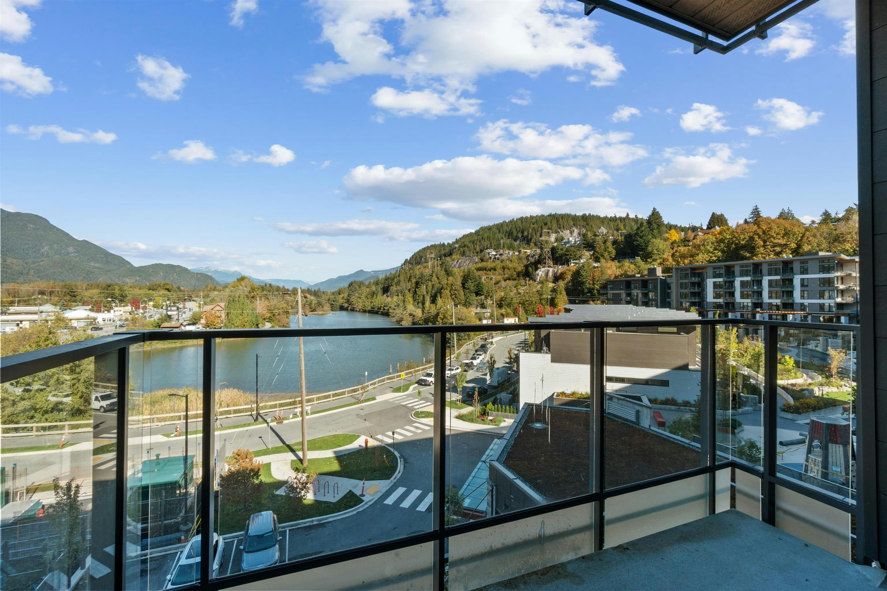411-1500 Scott Crescent, Squamish, BC, V8B 1G5 - 21