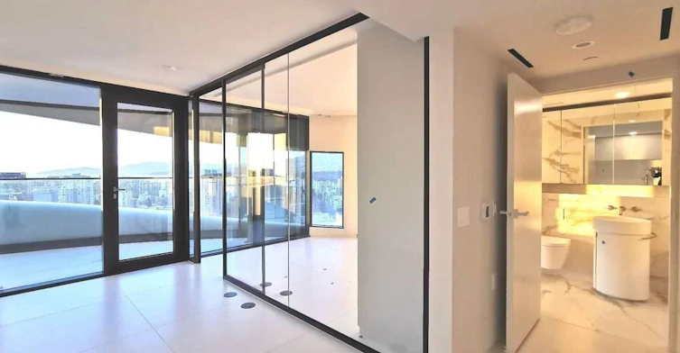 1033 Nelson Street, Vancouver, BC, V6E 0E5 - 4
