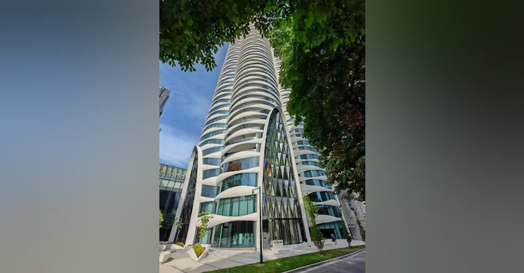 1033 Nelson Street, Vancouver, BC, V6E 0E5