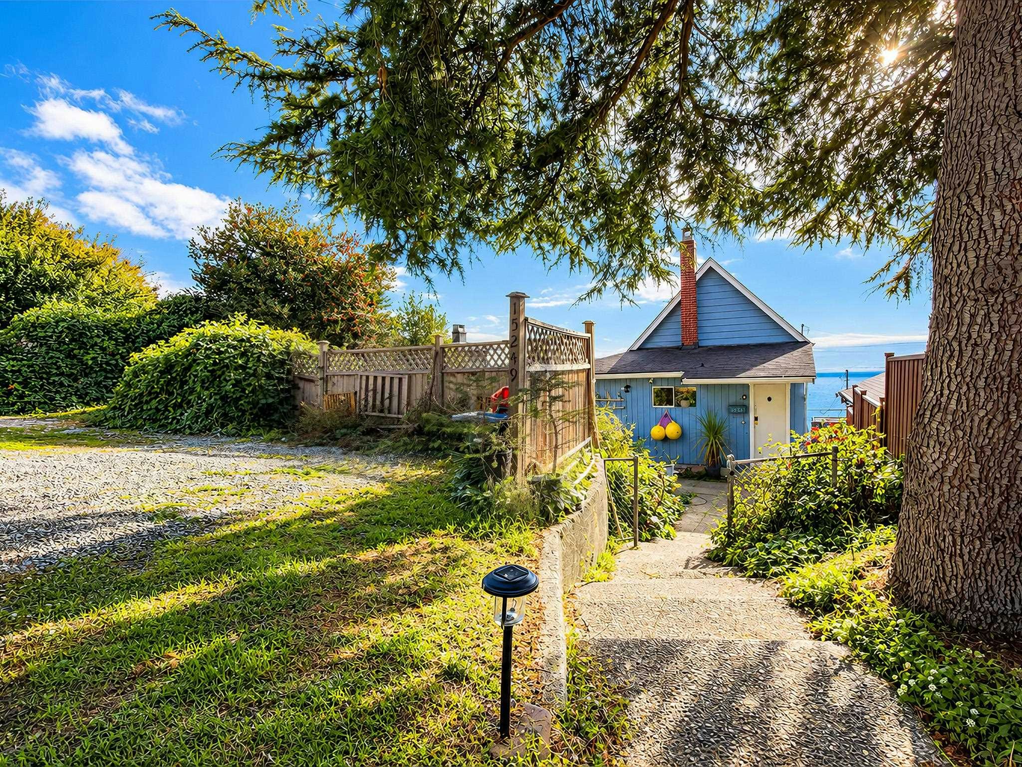 15249 Victoria Avenue - 3