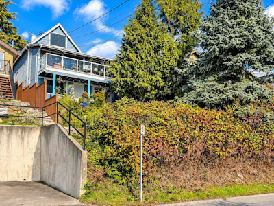 15249 Victoria Avenue - 5