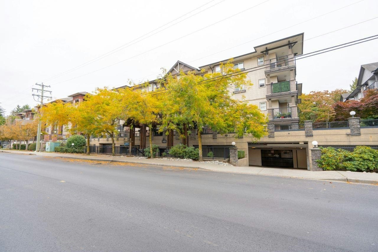 411-5488 198 Street, Langley, BC, V3A 1G2