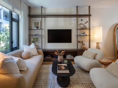 171-5431 Oak Street - 3