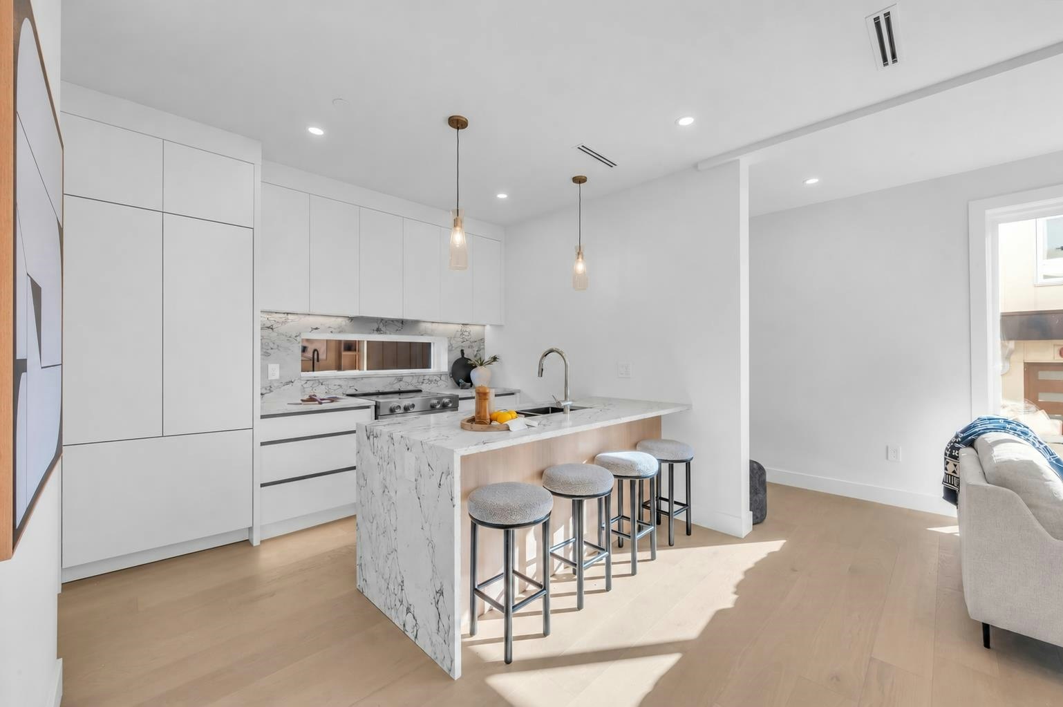 1-3034 E 5th Avenue, Vancouver, BC, V5M 1N8 - 8