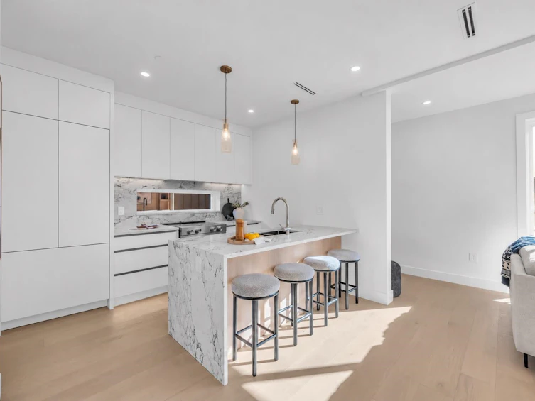 1-3034 E 5th Avenue, Vancouver, BC, V5M 1N8 - 8