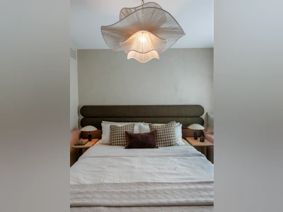 187-5433 Oak Street - 5