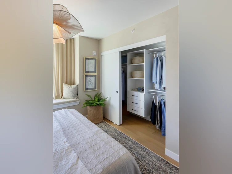 158-5377 Oak Street, Vancouver, BC, V6M 2V5 - 5