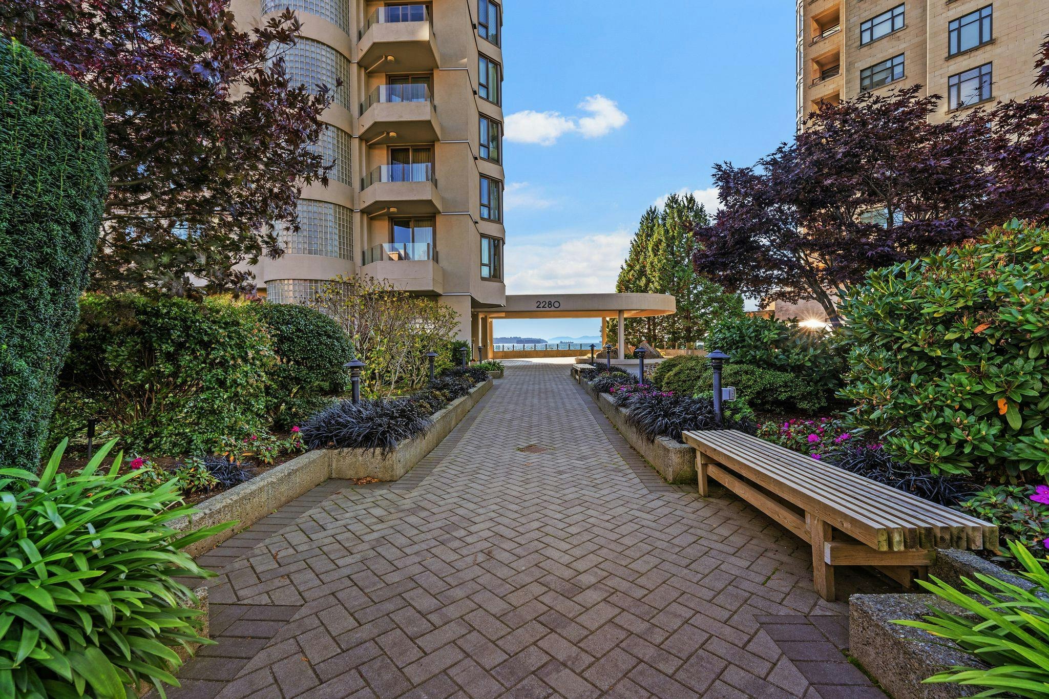 103-2280 Bellevue Avenue, West Vancouver, BC, V7V 1C6 - 35