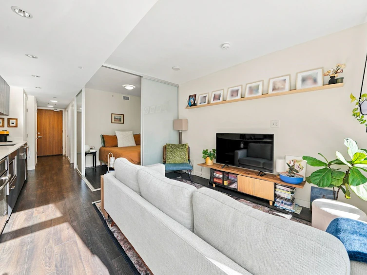 312-161 E 1st Avenue, Vancouver, BC, V6A 0G1 - 5