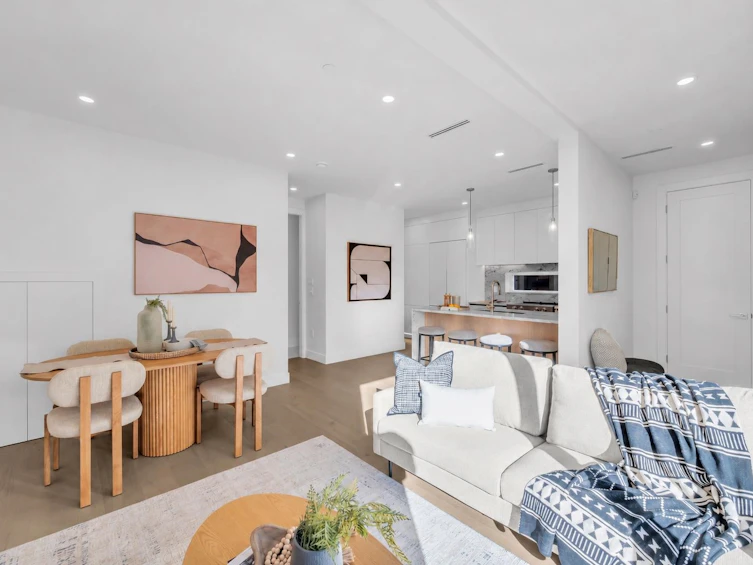 2-3034 E 5th Avenue, Vancouver, BC, V5M 1N8 - 5