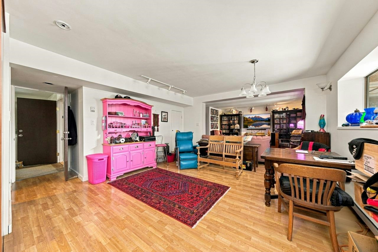 950 Tollcross Road, North Vancouver, BC, V7H 2G2 - 20