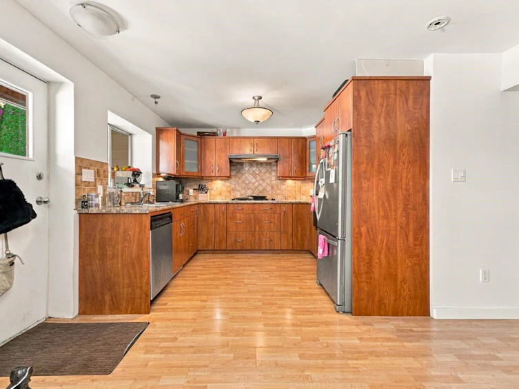 950 Tollcross Road, North Vancouver, BC, V7H 2G2 - 23